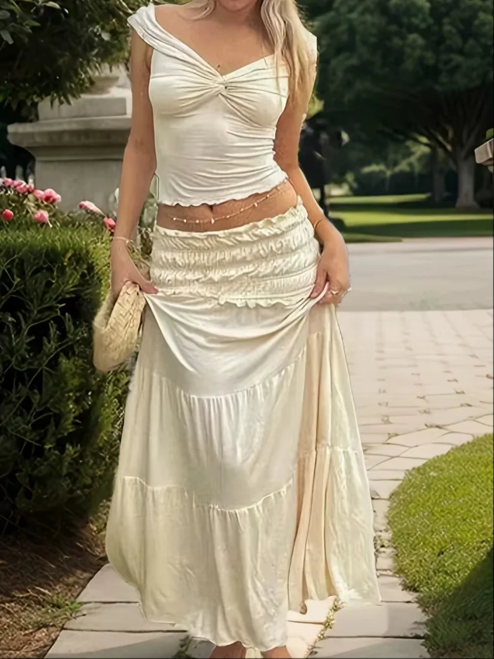 Top Ciganinha com Babados + Saia Plissada Cintura Alta | Moda Street Verão Estilo, leveza e atitude em um look que é tendência nas ruas e nas redes