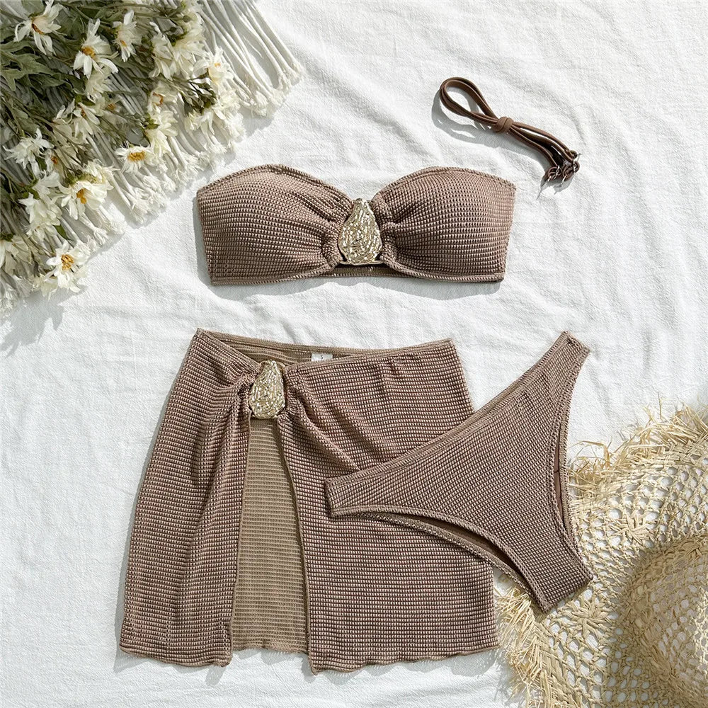 Kit Moda Praia 3 Peças – Biquíni Preto com Argola Metálica + Saída Estilo Luxo | Sexy e Elegante 2025