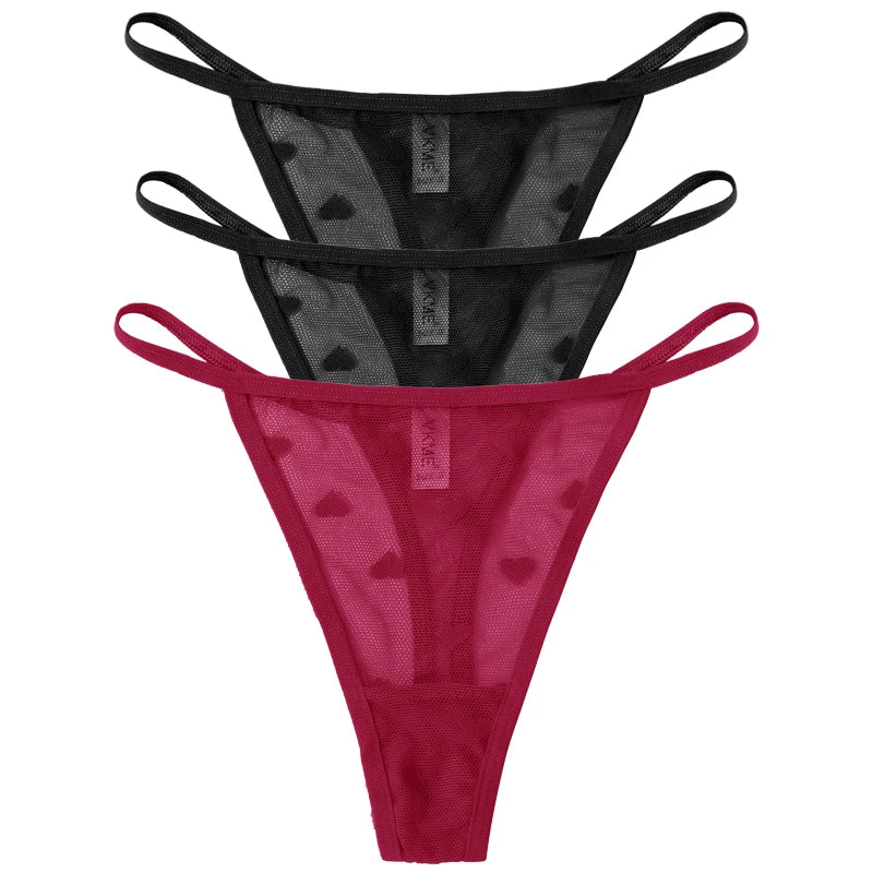 Esse kit com 3 calcinhas fio dental em renda transparente é a escolha certa para quem ama lingerie sexy, leve e confortável.