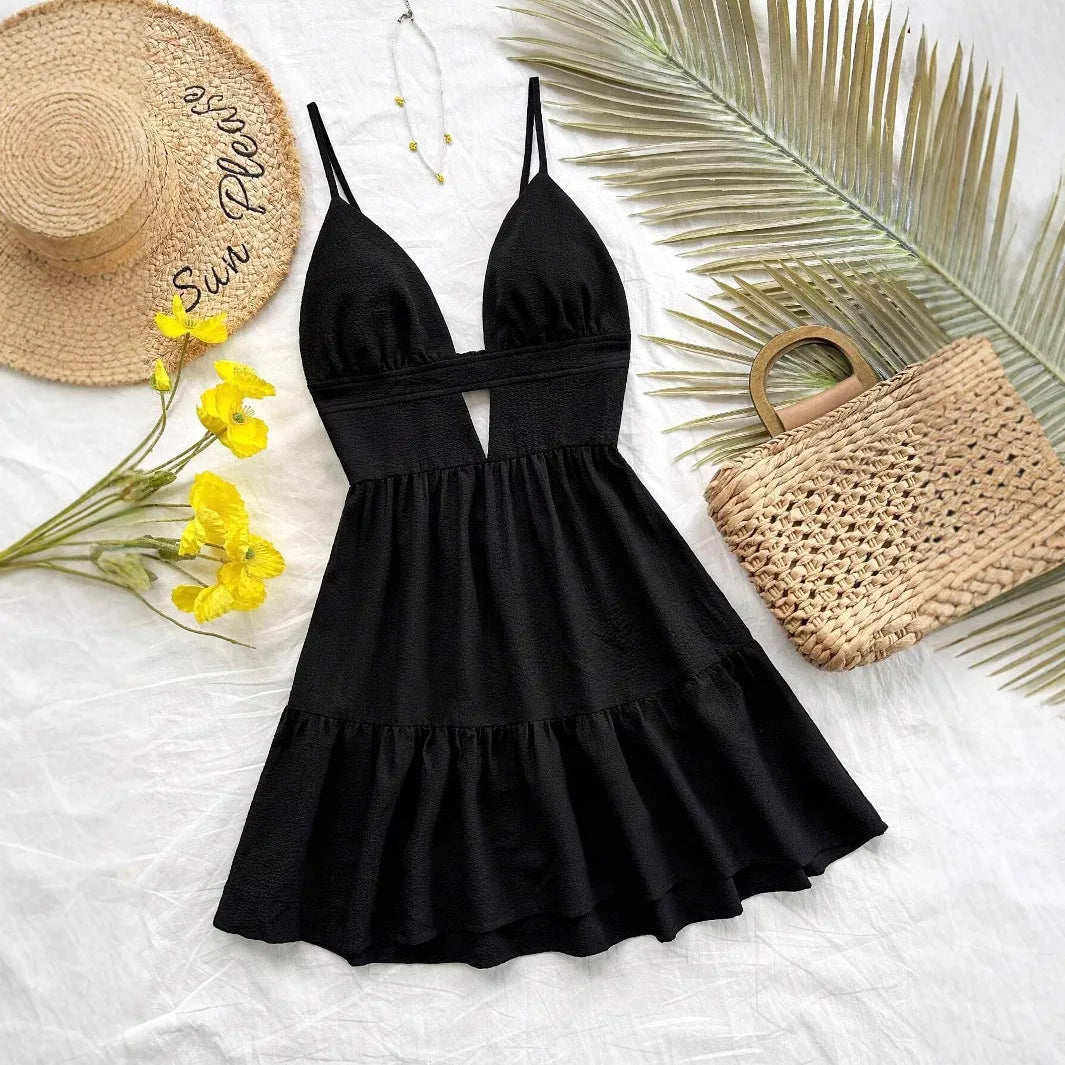 Mini Vestido de Alças Finas – Silhueta elicada  e design elegante