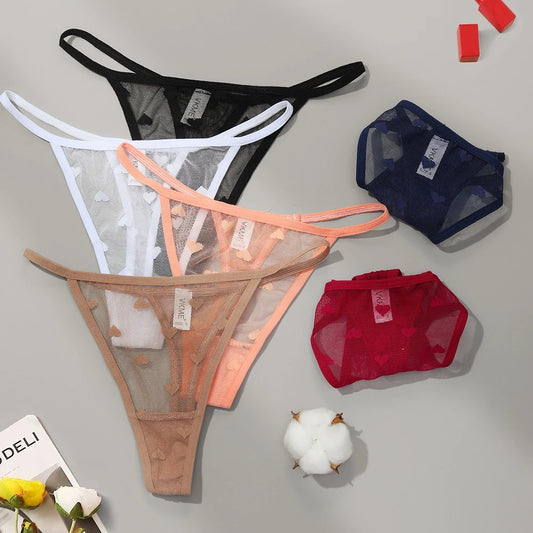 Esse kit com 3 calcinhas fio dental em renda transparente é a escolha certa para quem ama lingerie sexy, leve e confortável.