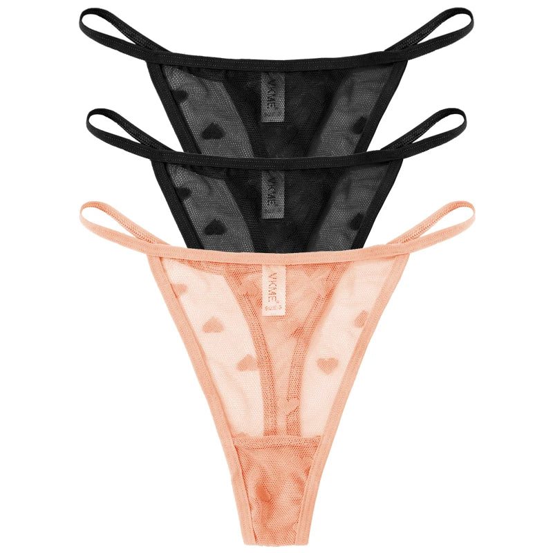 Esse kit com 3 calcinhas fio dental em renda transparente é a escolha certa para quem ama lingerie sexy, leve e confortável.