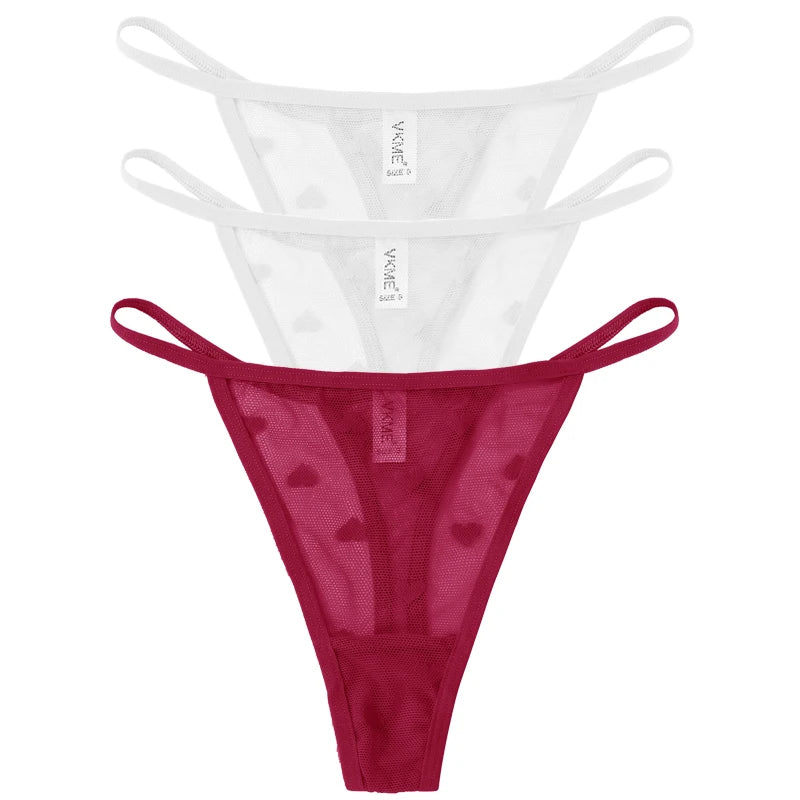 Esse kit com 3 calcinhas fio dental em renda transparente é a escolha certa para quem ama lingerie sexy, leve e confortável.