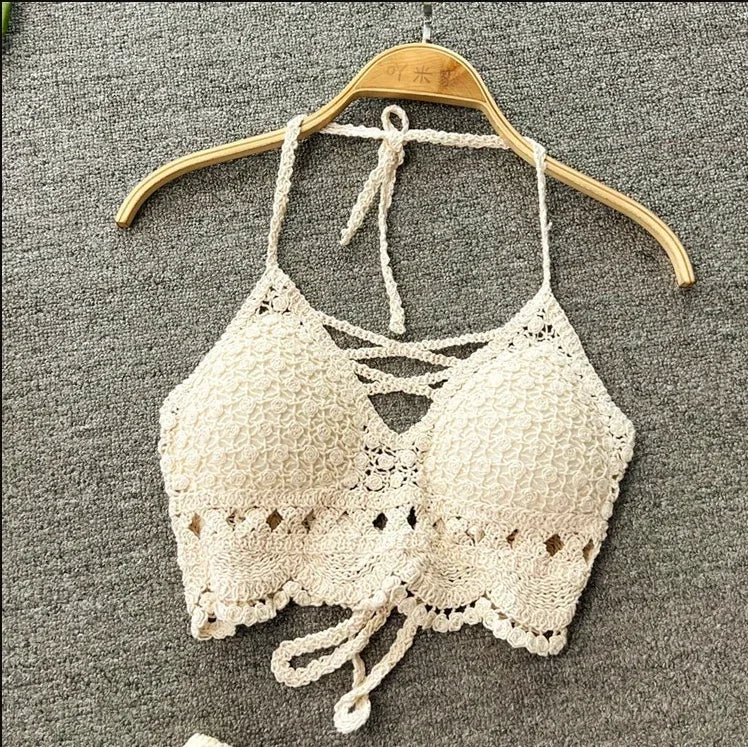 Top Curto  Retrô Selvagem com Transparência, Borlas e Renda