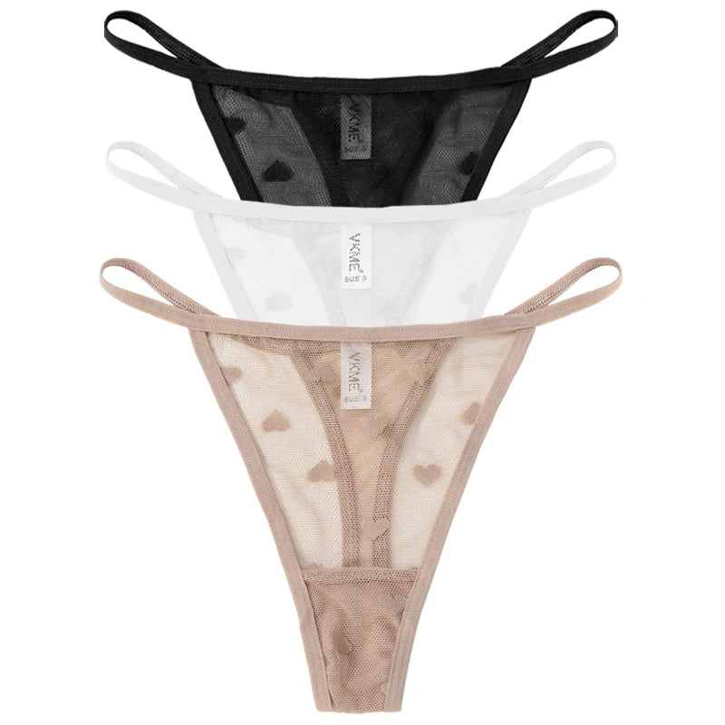 Esse kit com 3 calcinhas fio dental em renda transparente é a escolha certa para quem ama lingerie sexy, leve e confortável.