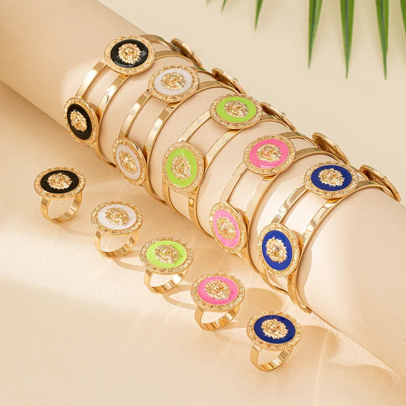 Conjunto de Joias Punk – Pulseira Cabeça de Leão em Aço + Anel Dourado